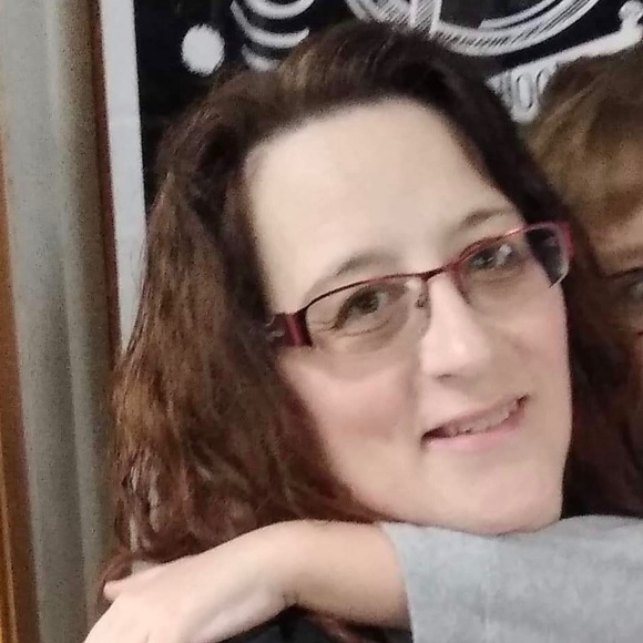 Meet your Posher, Shelly - Picture 2 of 2